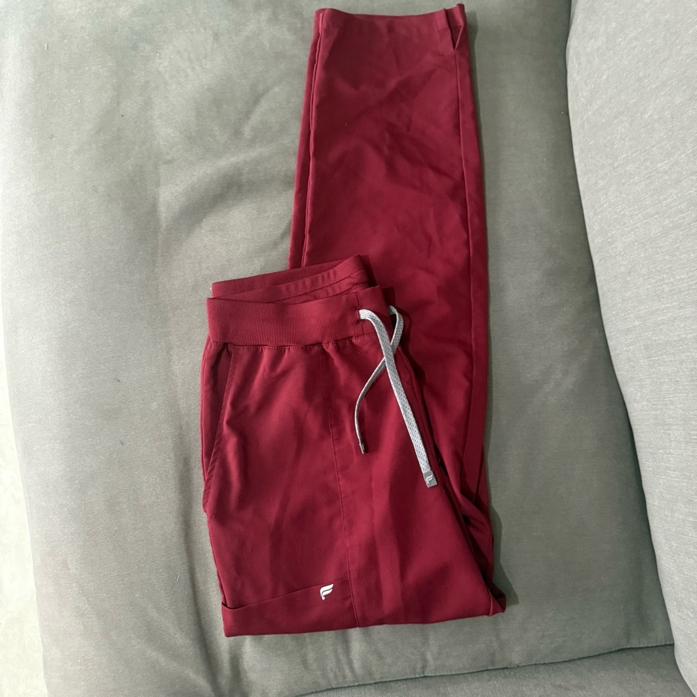 Fabletics Women's Straight Leg Joggers in Burgundy